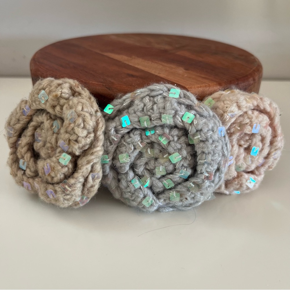 Y2K GAP Sequin Crochet Flower Brooch Lot 3pcs McBling Coquette Rosette Pin